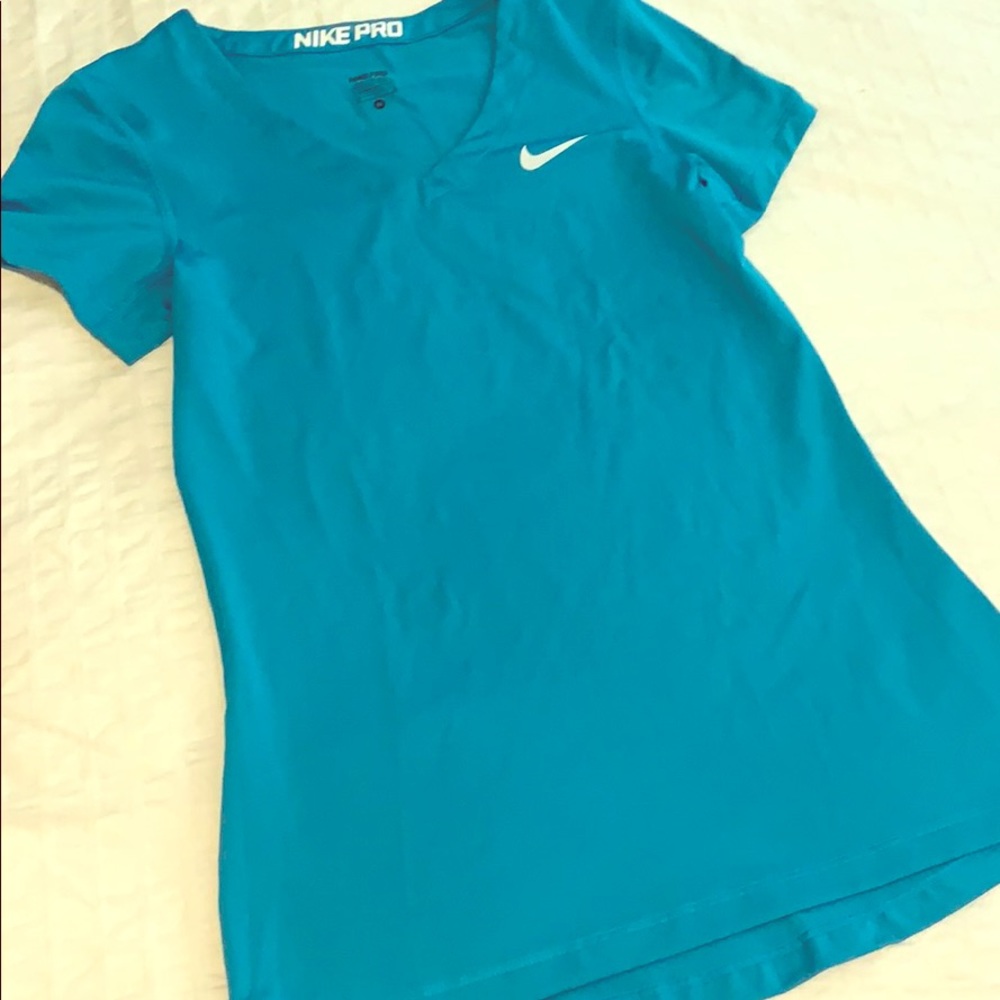Nike Pro Compression V Neck